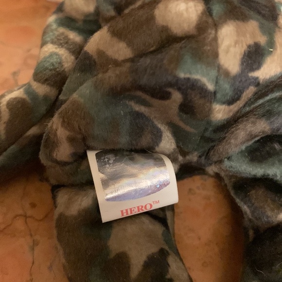 TY Beanie Baby Hero - Picture 6 of 6